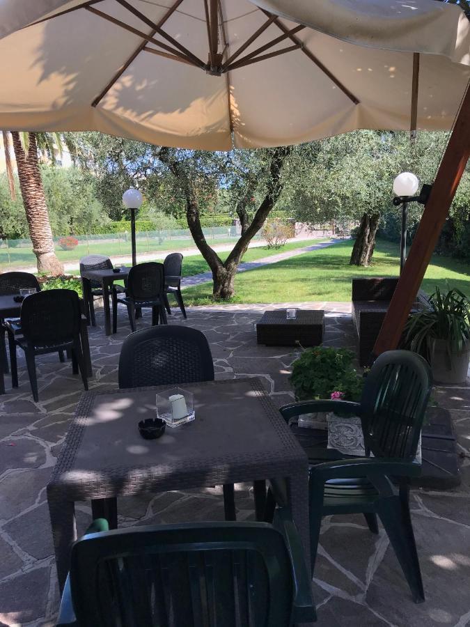 Albergo Villa Angela Toscolano Maderno Buitenkant foto
