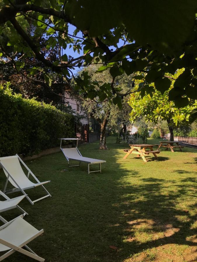 Albergo Villa Angela Toscolano Maderno Buitenkant foto
