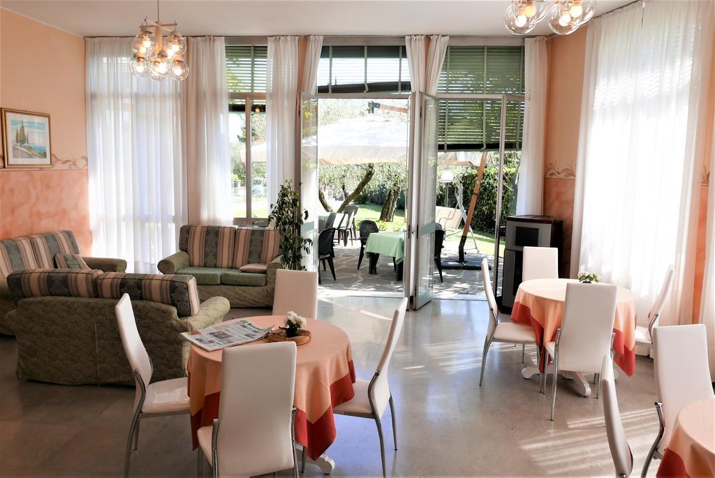 Albergo Villa Angela Toscolano Maderno Buitenkant foto