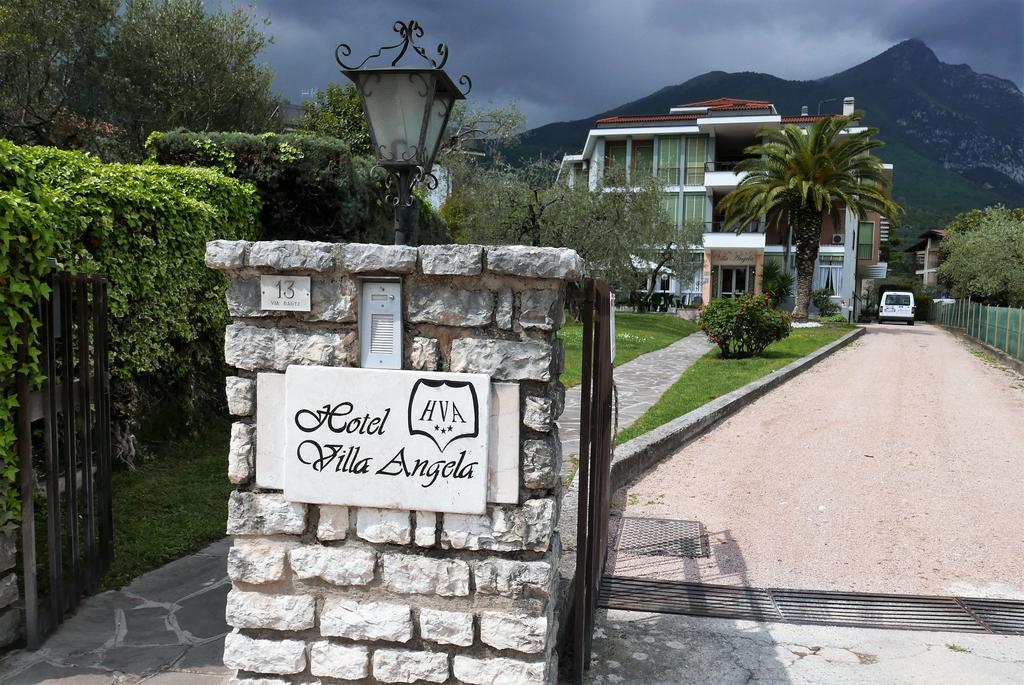 Albergo Villa Angela Toscolano Maderno Buitenkant foto